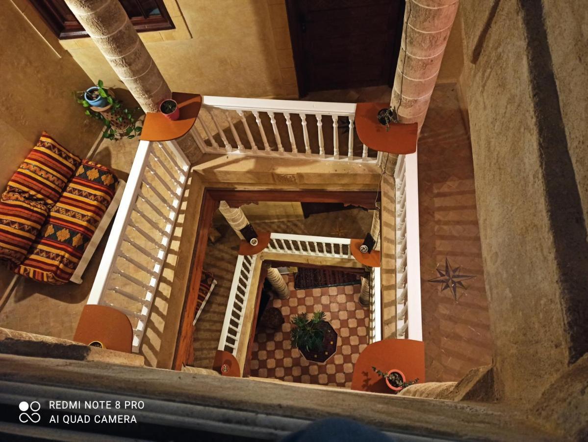 Riad La Rose Des Vents 에사우이라 외부 사진